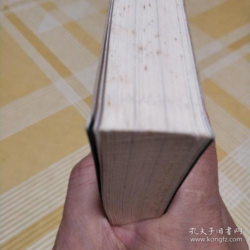 时光印记，淘来的旧书与茶香交织的记忆之旅